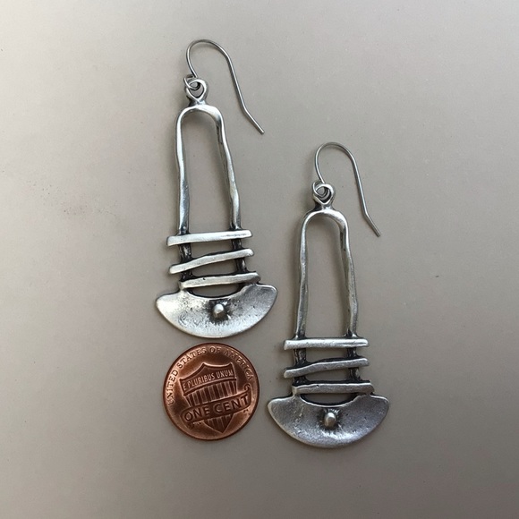 Artisan silver Sundance charm Earrings - Picture 3 of 5